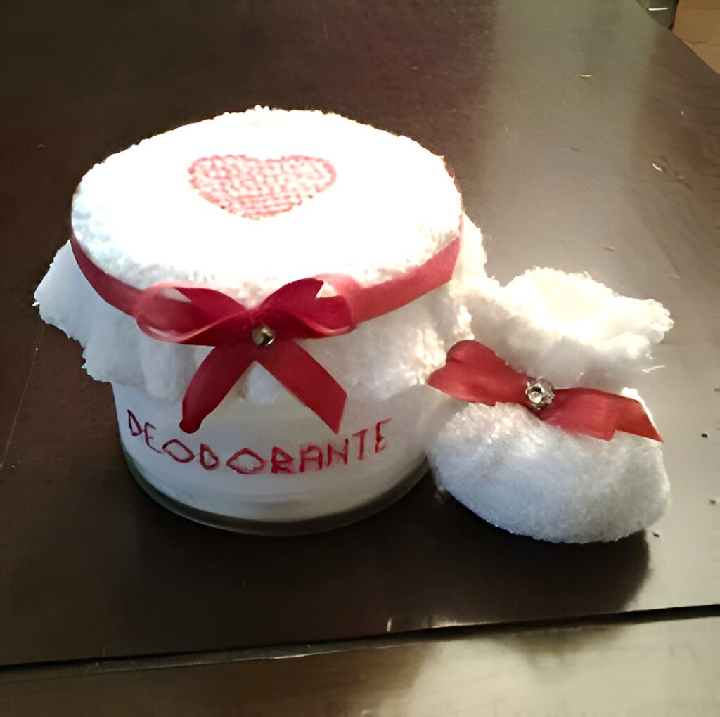 Dedorante in polvere decorato