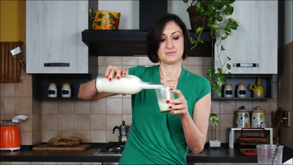 Lucia Cuffaro latte vegetale