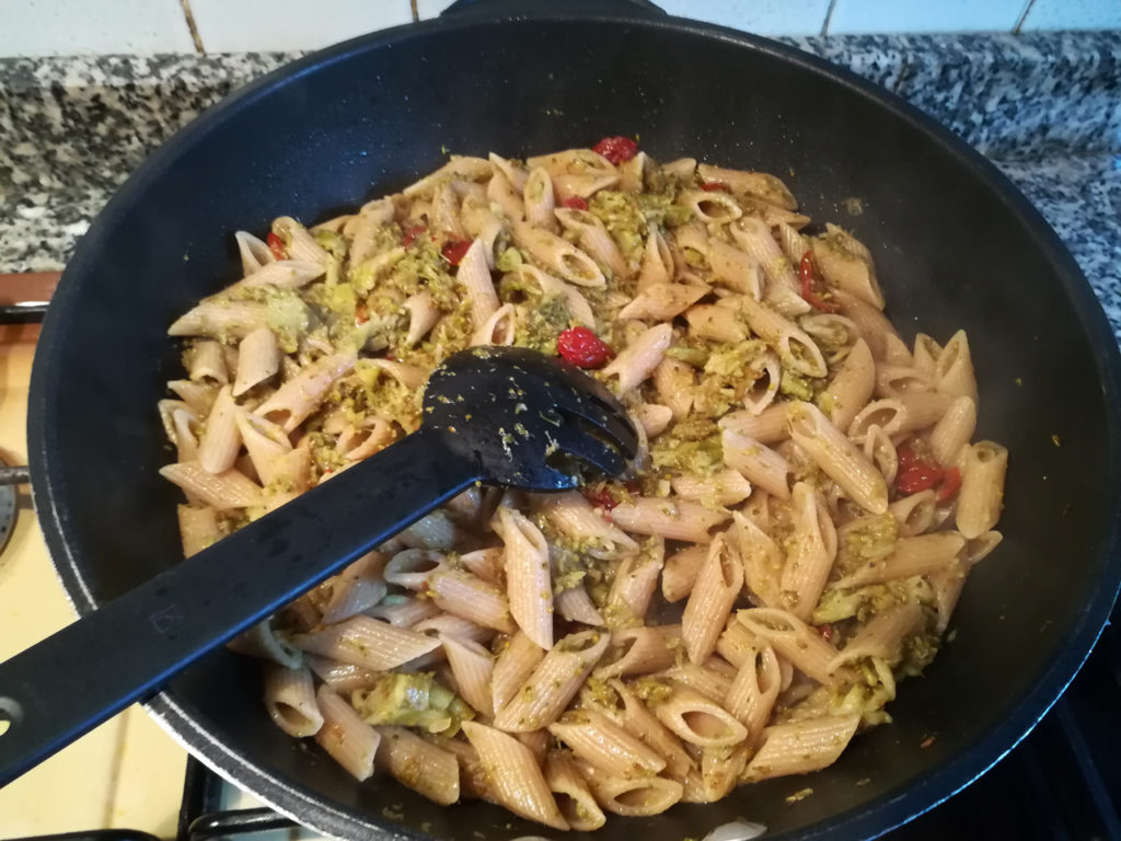 Pasta al forno con broccoli vegan - Padella