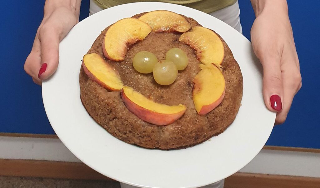 Torta dolce di pane raffermo