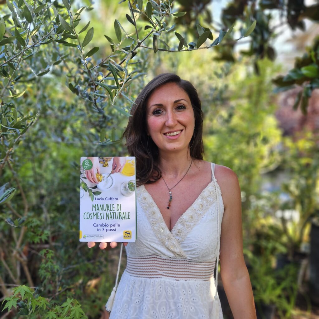 Manuale di Cosmesi Naturale - Cambio Pelle in 7 Passi - Lucia Cuffaro