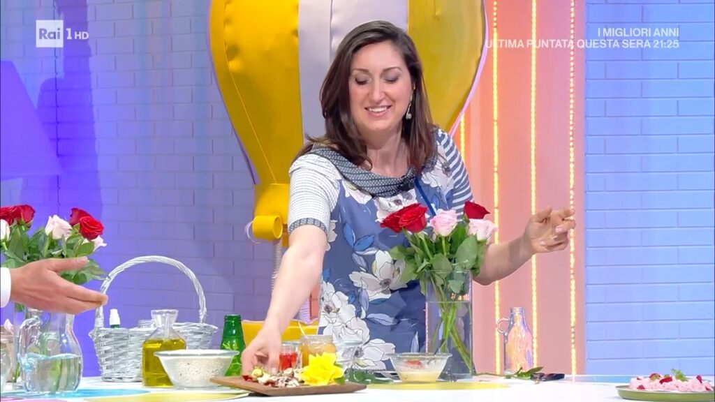 Lucia Cuffaro rose rai 